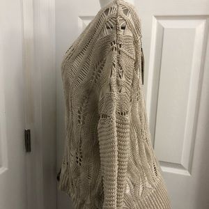 Brand new Heartloom sweater